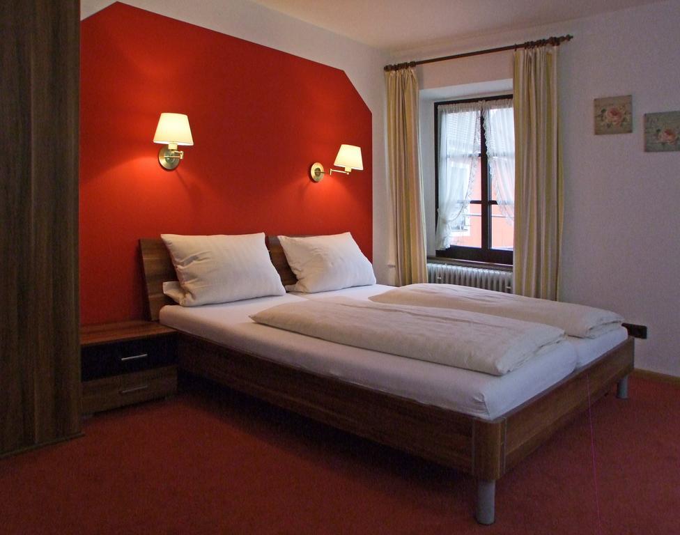 Hotel Beller Кенцинген Экстерьер фото