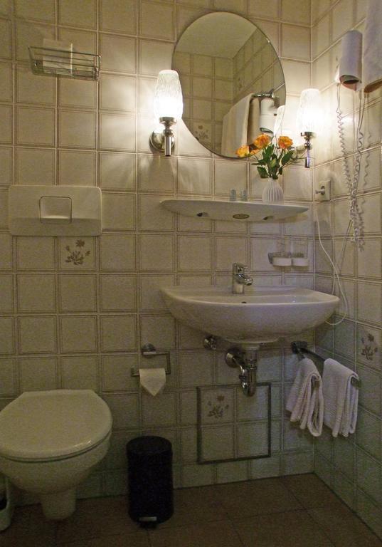 Hotel Beller Кенцинген Экстерьер фото