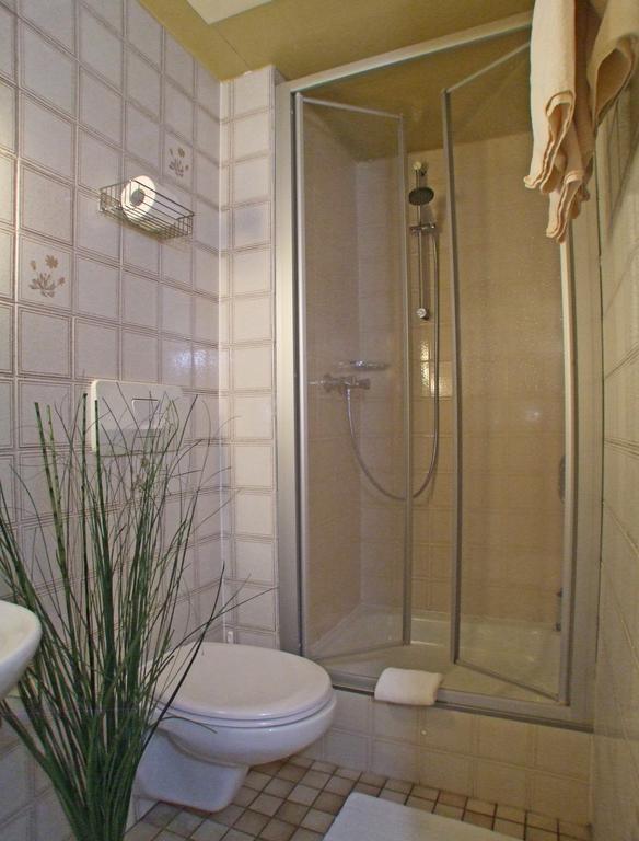 Hotel Beller Кенцинген Экстерьер фото